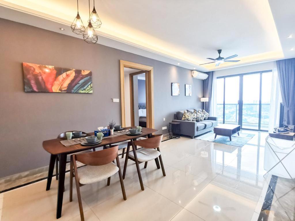 R&F Princess Cove Ciq Premium Sea & City View Suites By Neo Τζόχορ Μπάχρου Εξωτερικό φωτογραφία